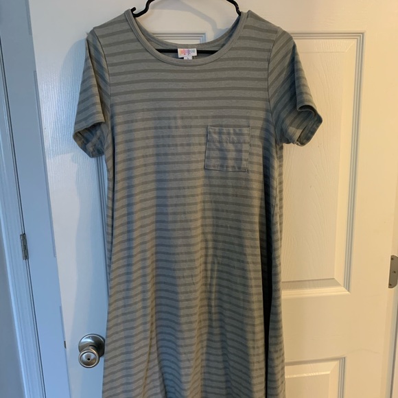 Lularoe Carly Dress - Picture 1 of 4